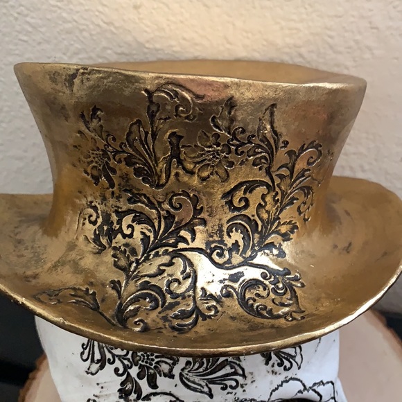 Gold Top Hat Skeleton Skull Head Decor - Picture 3 of 9